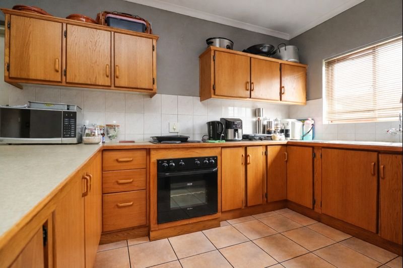 3 Bedroom Property for Sale in Flamwood North West